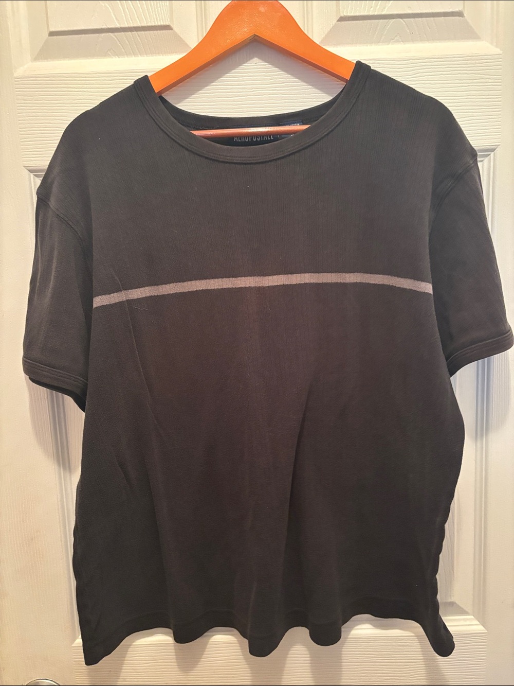 Aeropostale Black Short Sleeve Tee with Light Gray Chest Stripe